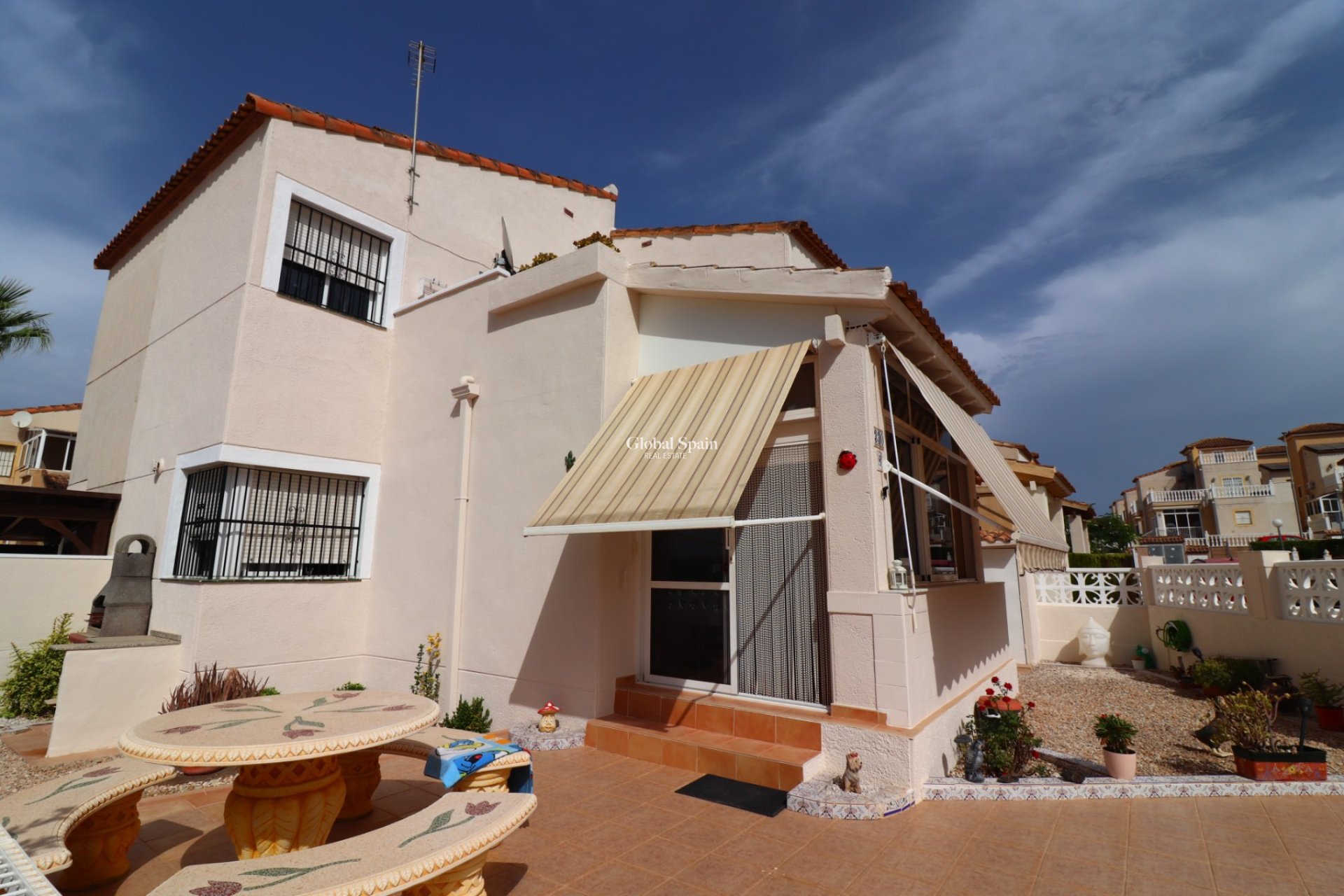 Resale - HOUSE -
ALGORFA - Montebello