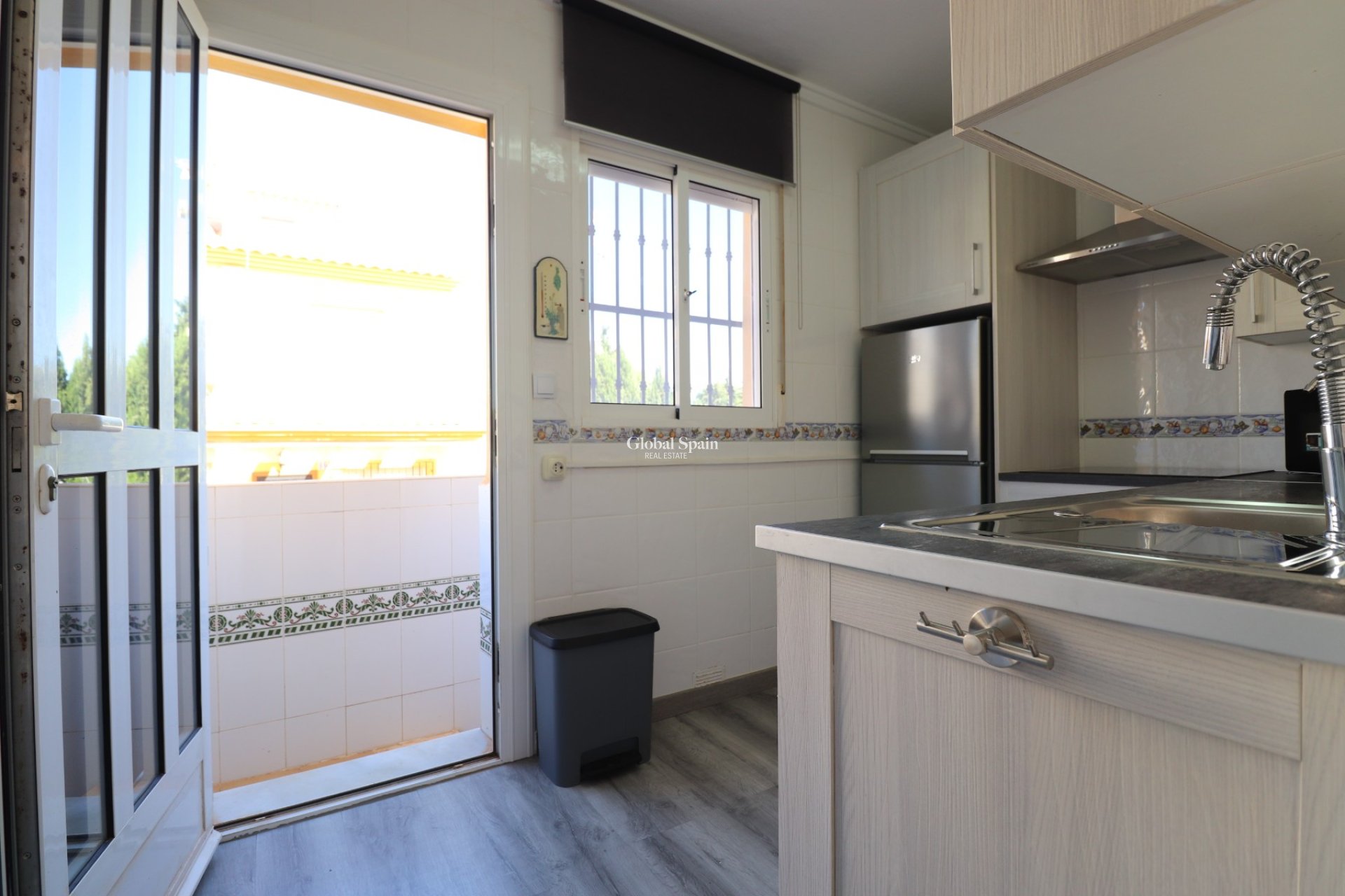 Resale - HOUSE -
Algorfa - Montemar
