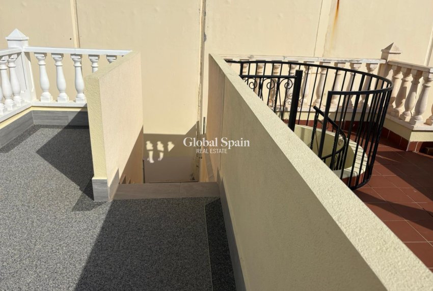 Resale - House -
ALGORFA