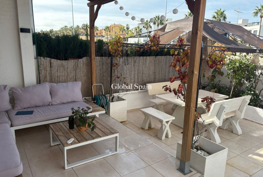 Resale - HOUSE -
ALGORFA