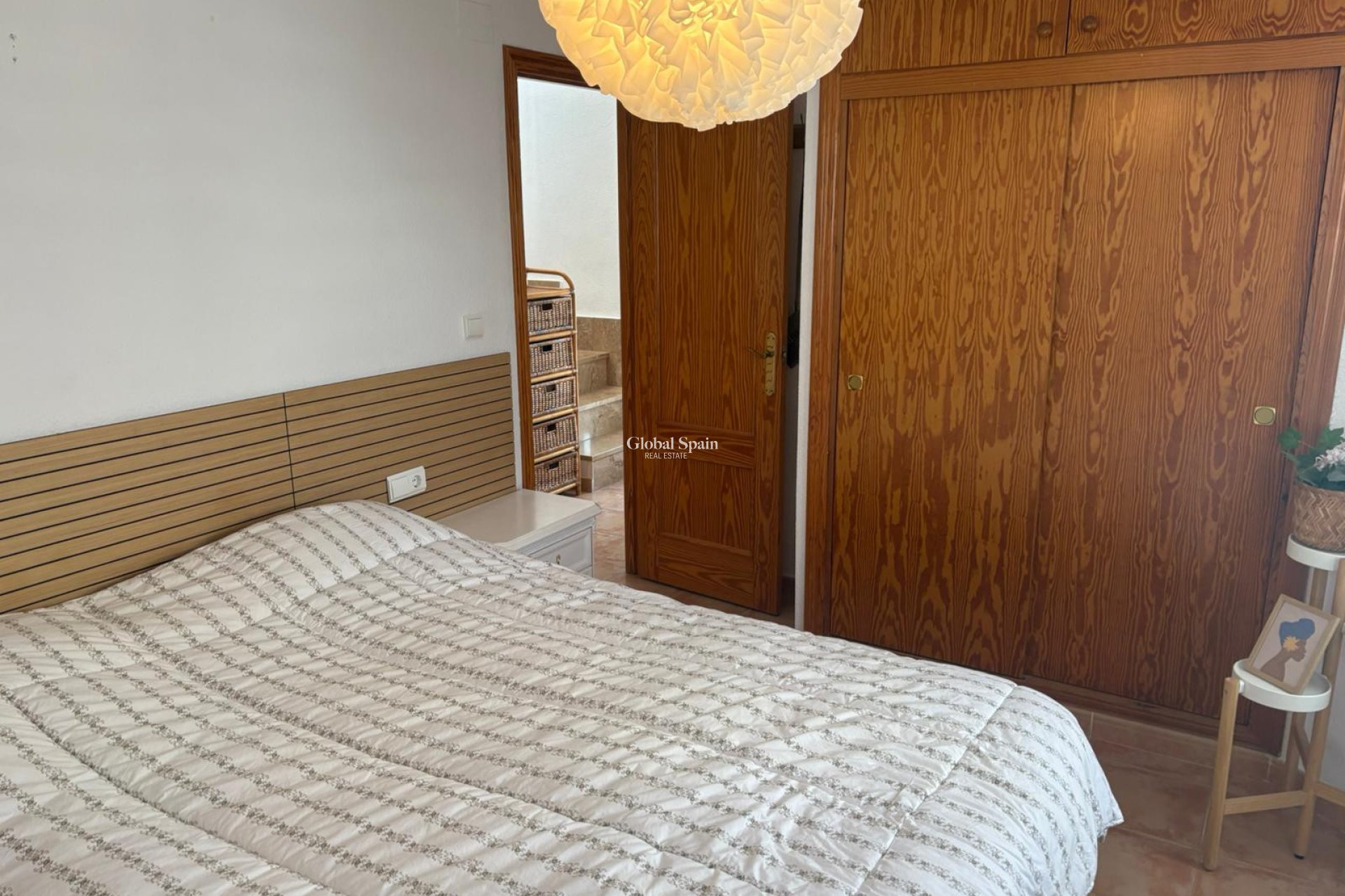 Resale - HOUSE -
ALGORFA