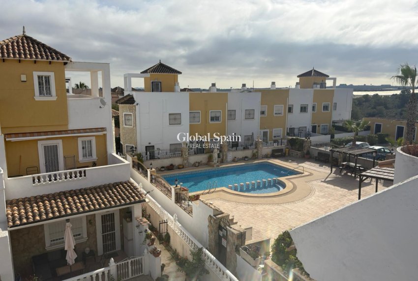 Resale - HOUSE -
ALGORFA
