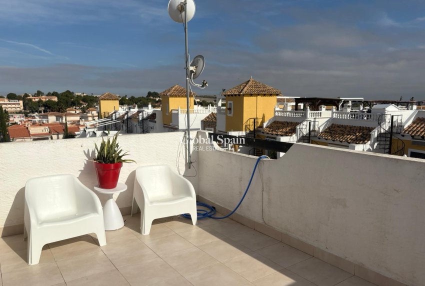 Resale - HOUSE -
ALGORFA