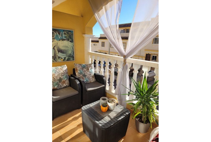 Resale - HOUSE -
ALGORFA