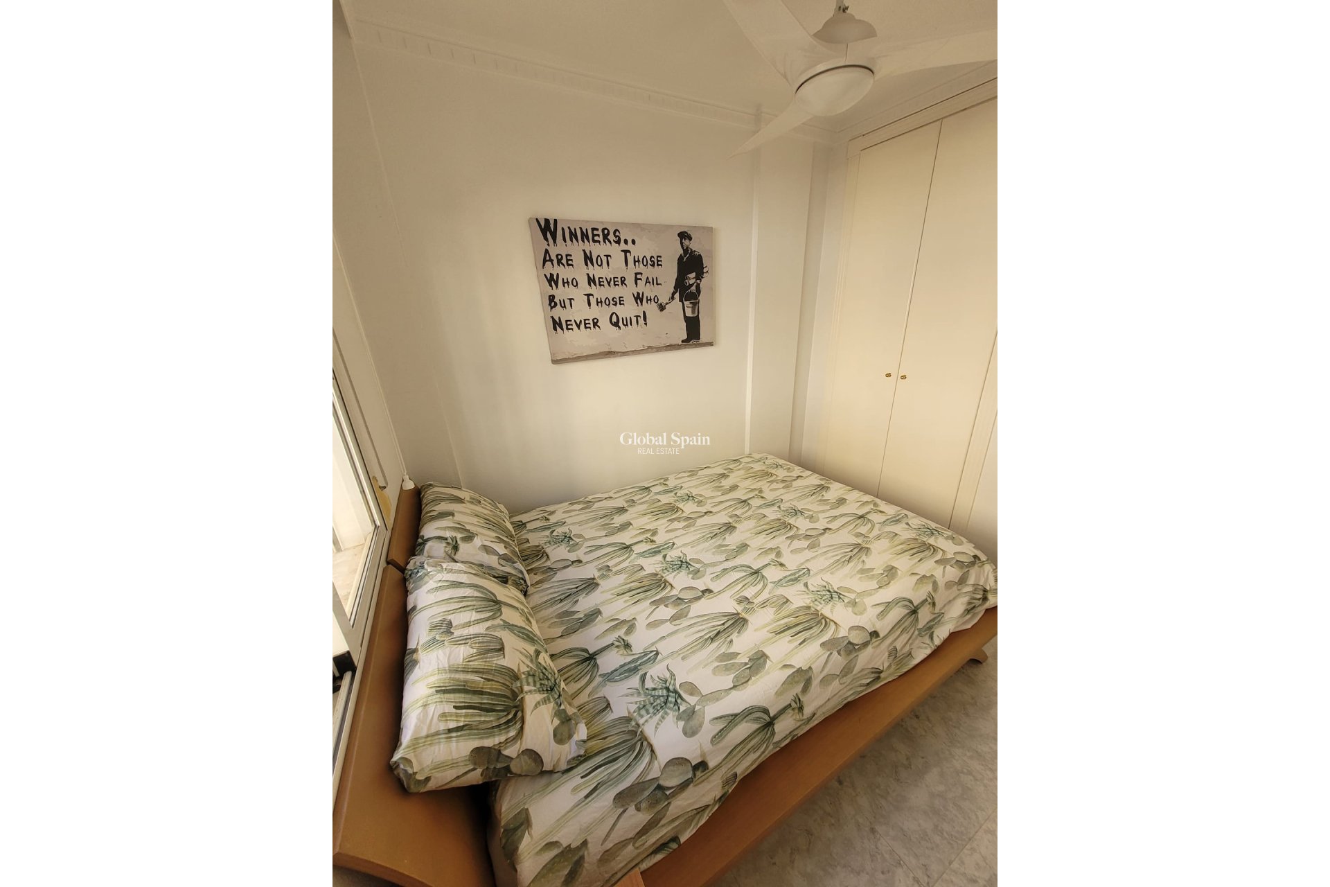 Resale - HOUSE -
ALGORFA