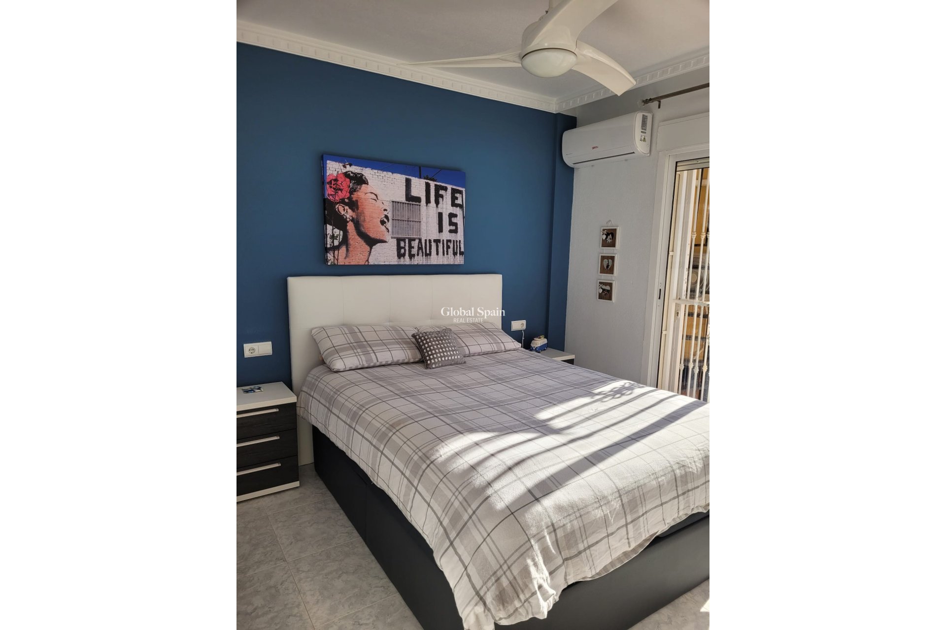 Resale - HOUSE -
ALGORFA