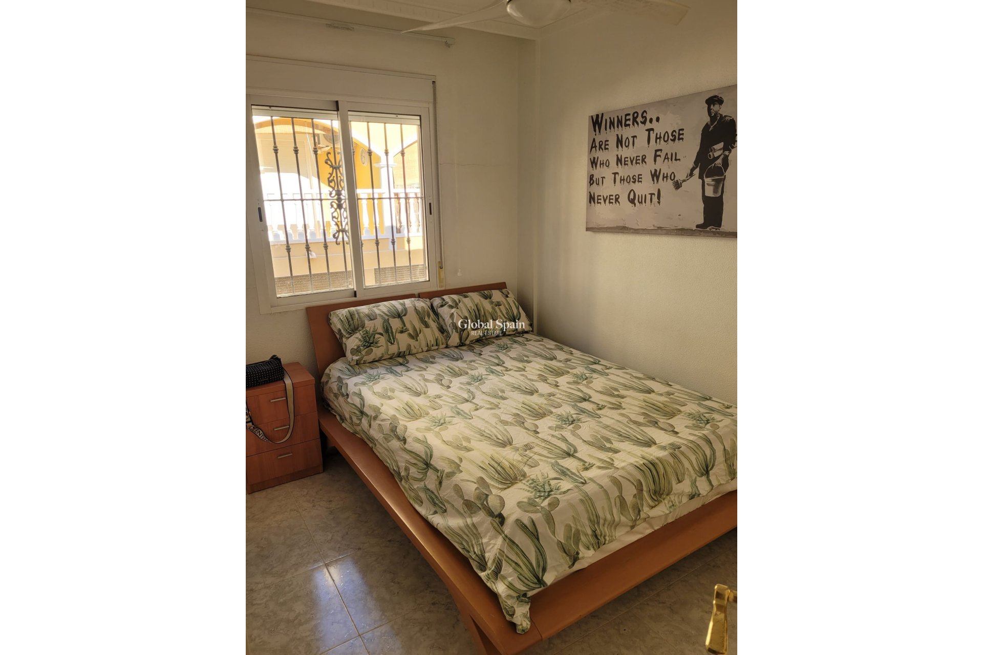 Resale - HOUSE -
ALGORFA