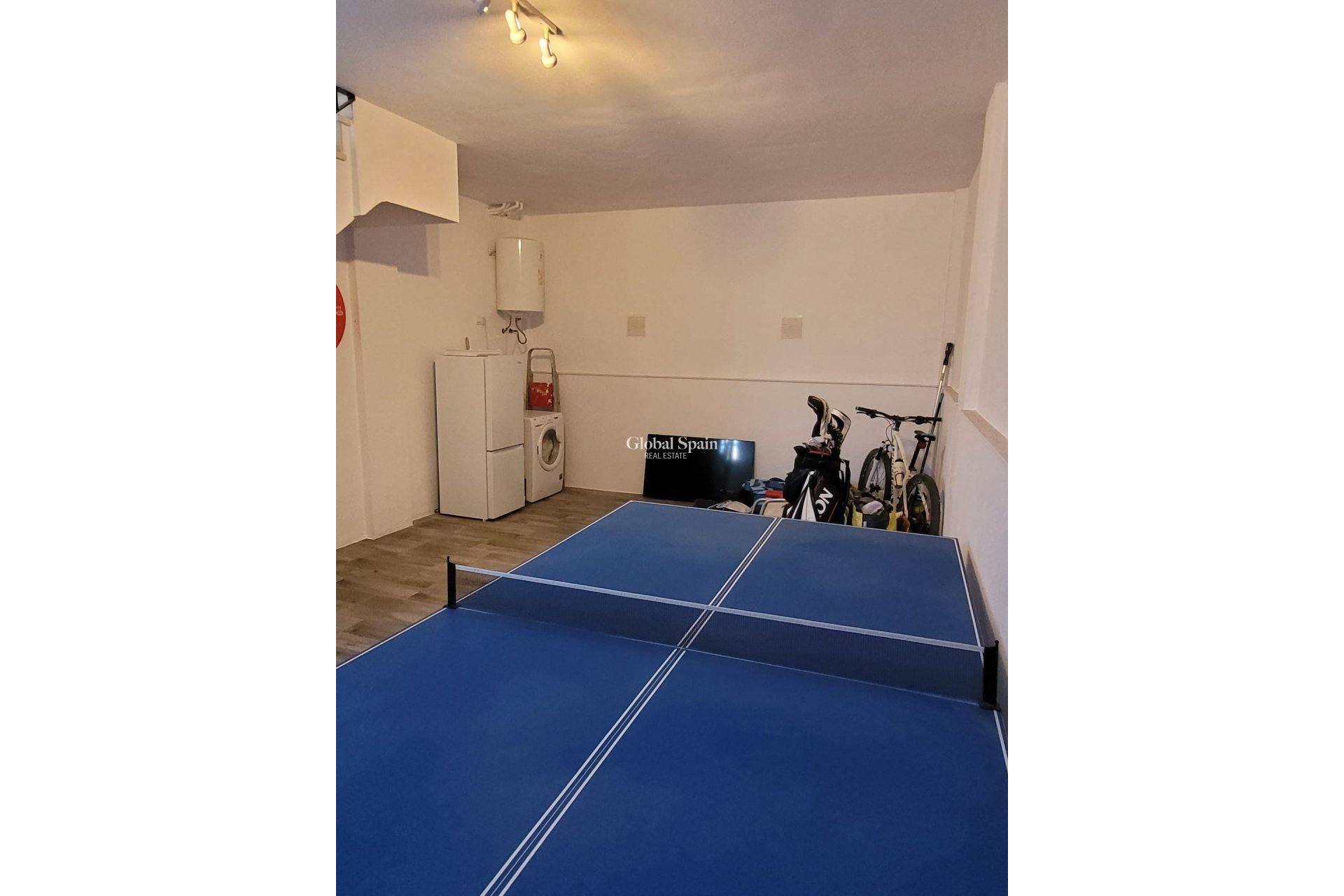 Resale - HOUSE -
ALGORFA