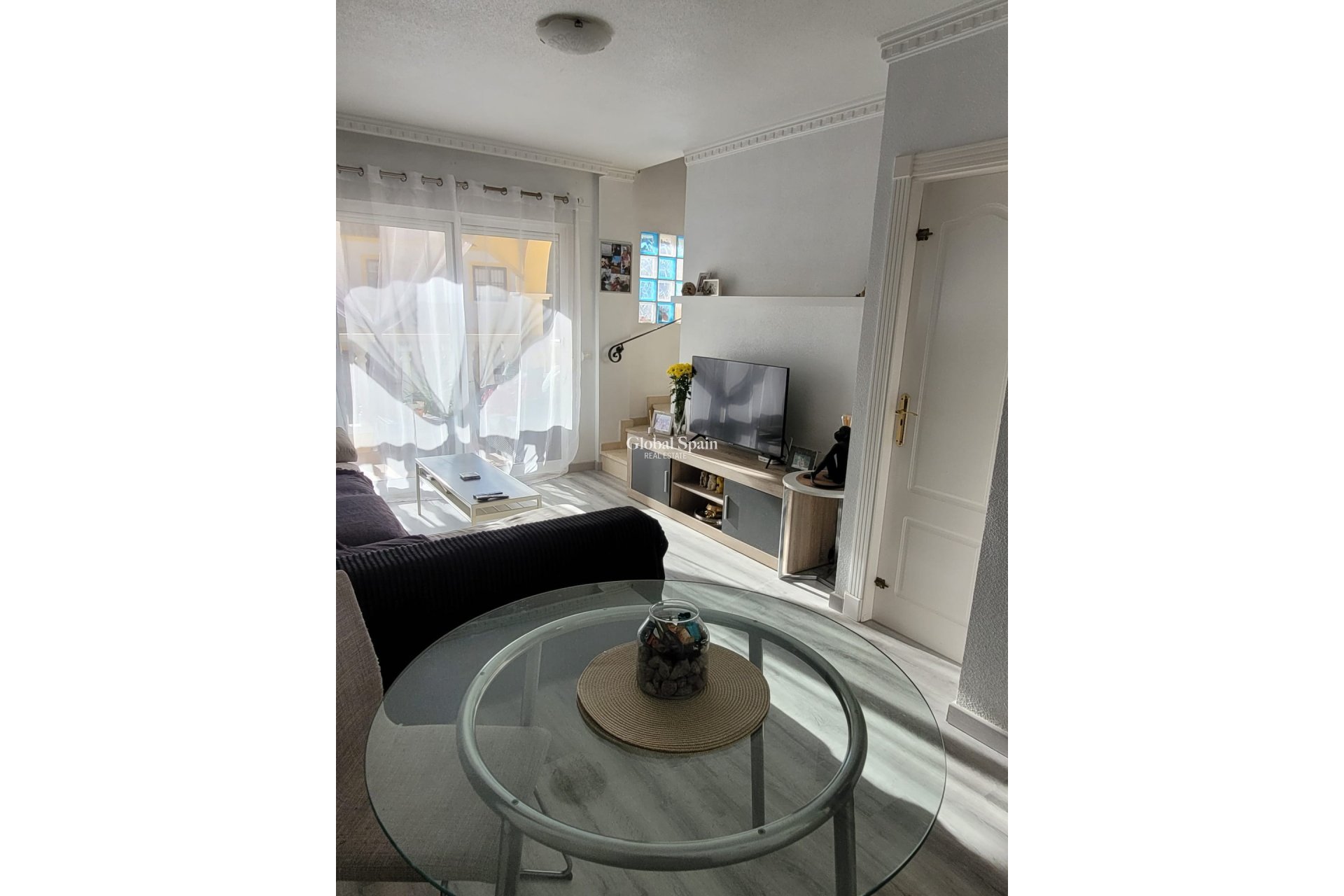 Resale - HOUSE -
ALGORFA