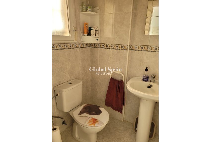 Resale - HOUSE -
ALGORFA