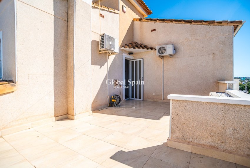 Resale - HOUSE -
ALGORFA