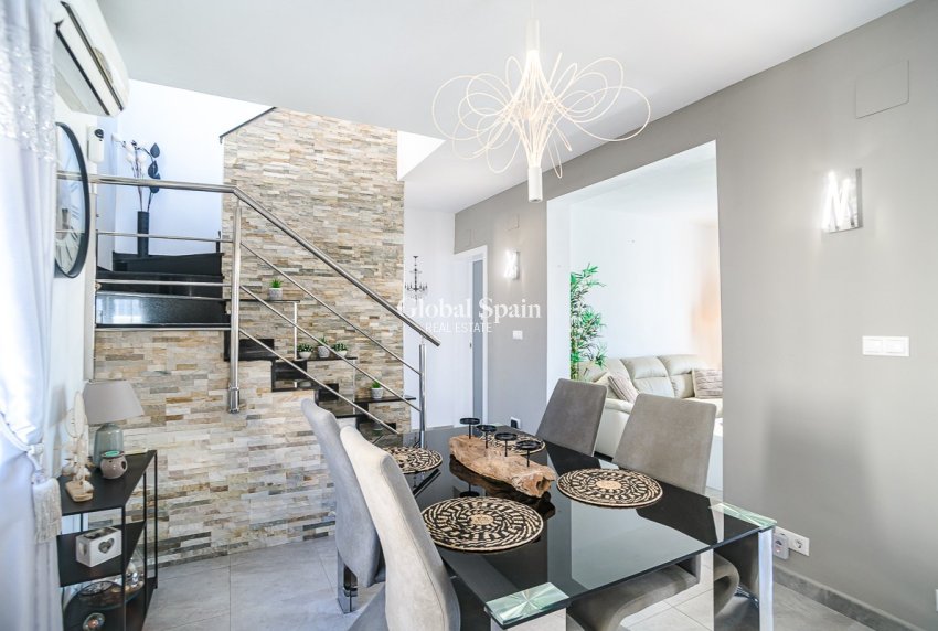 Resale - HOUSE -
ALGORFA