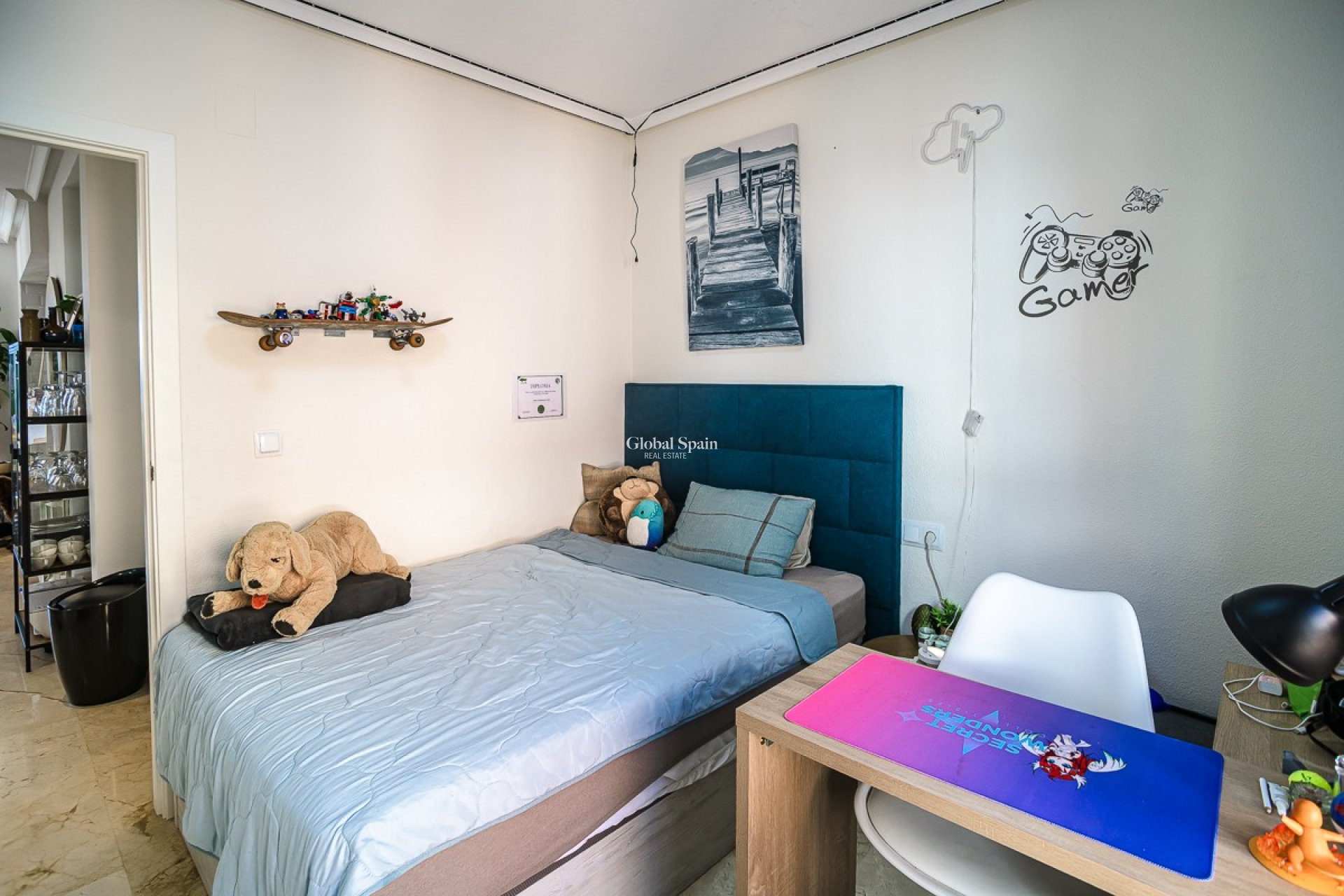 Resale - HOUSE -
ALGORFA