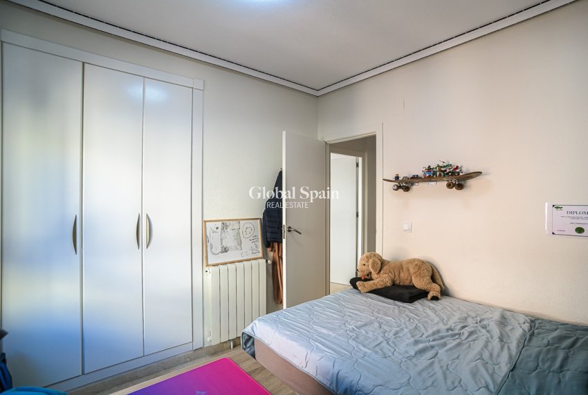 Resale - HOUSE -
ALGORFA