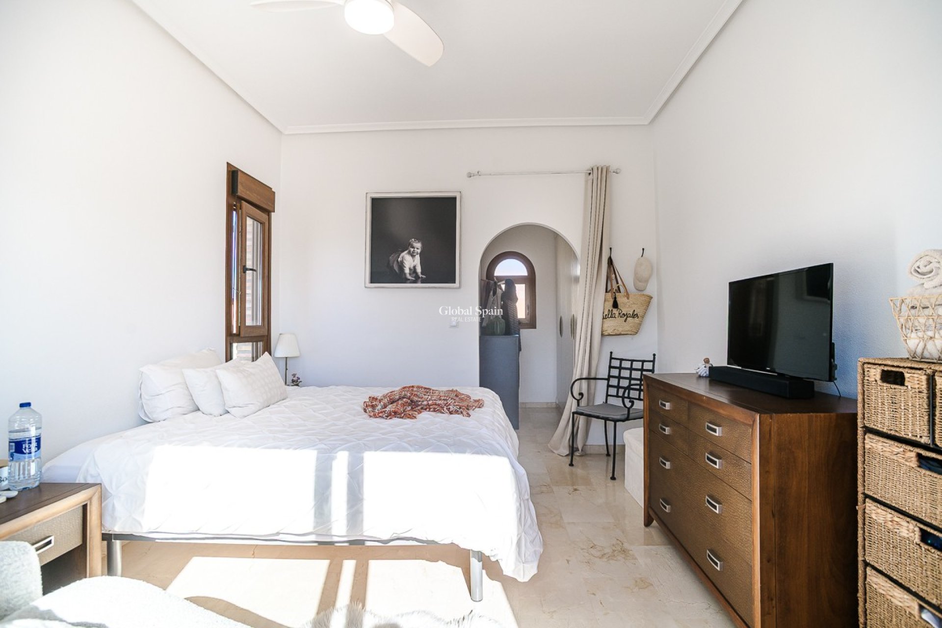 Resale - HOUSE -
ALGORFA