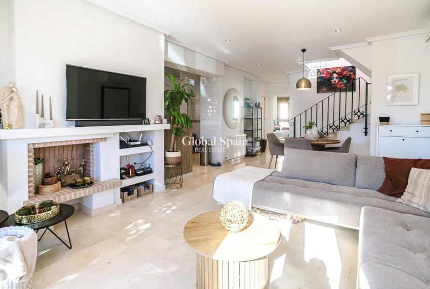 Resale - HOUSE -
ALGORFA