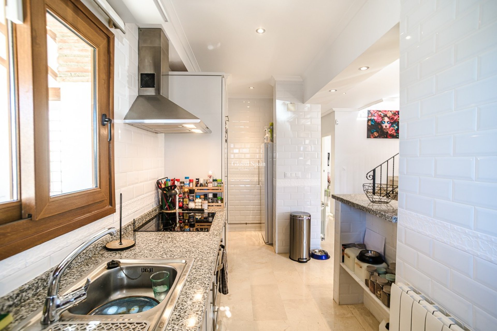 Resale - HOUSE -
ALGORFA
