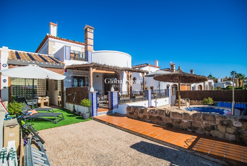 Resale - HOUSE -
ALGORFA