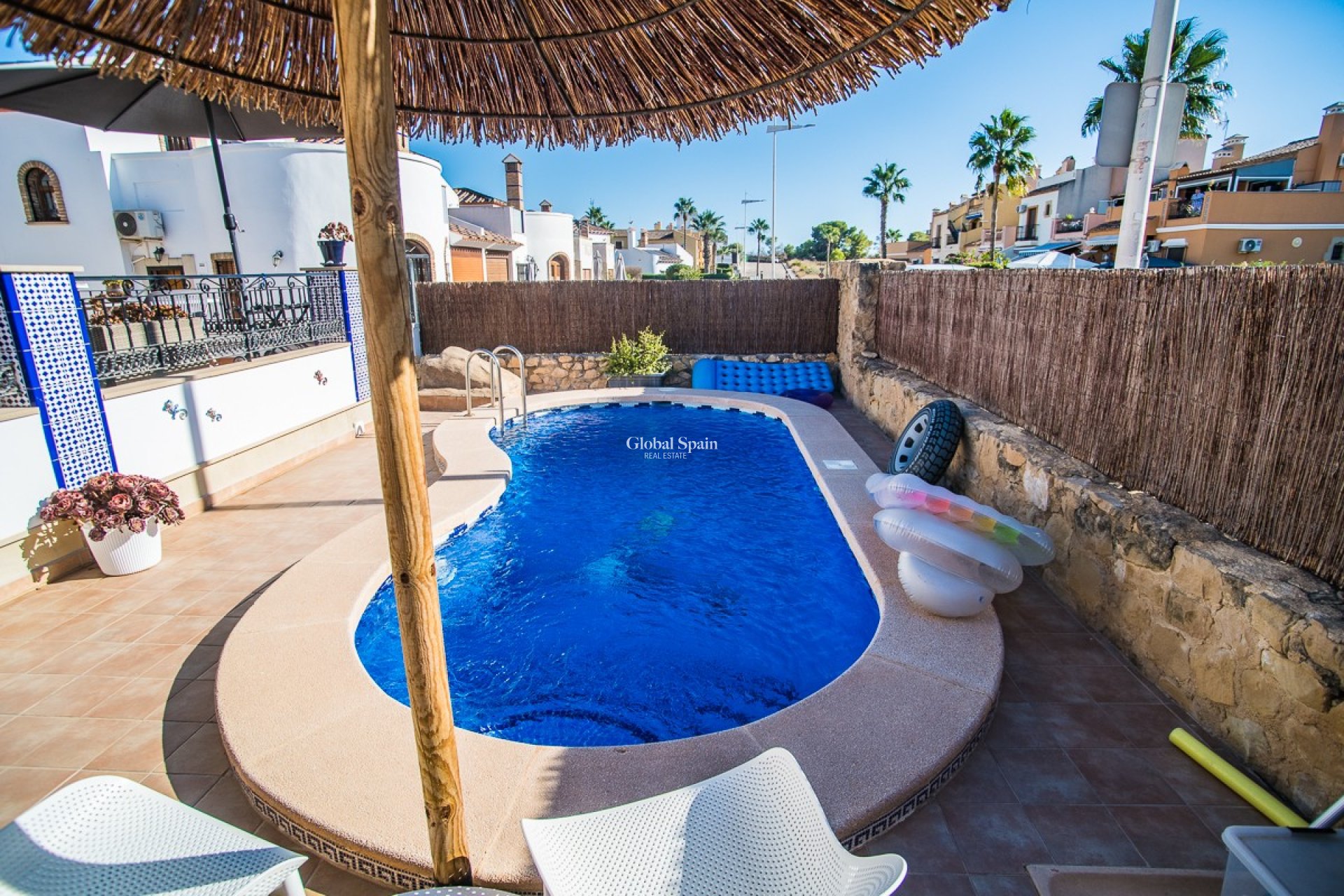 Resale - HOUSE -
ALGORFA