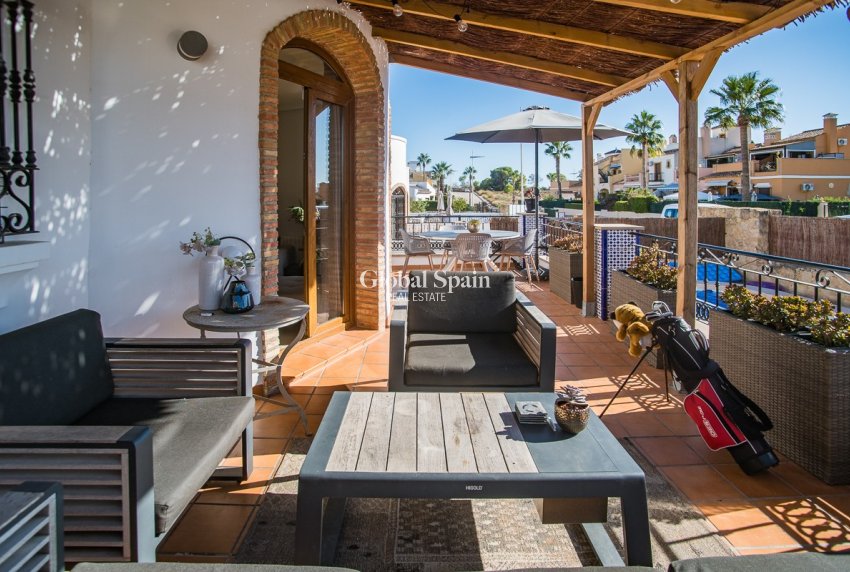 Resale - HOUSE -
ALGORFA