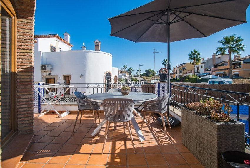 Resale - HOUSE -
ALGORFA