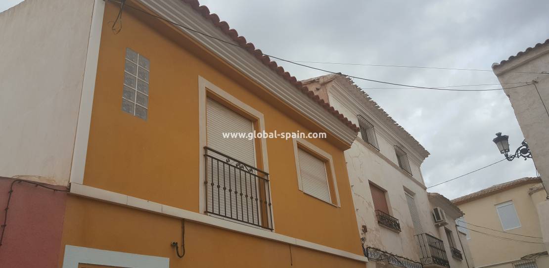 Resale - House - ALHAMA DE MURCIA