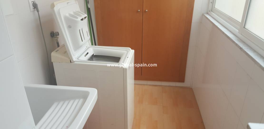 Resale - House - ALHAMA DE MURCIA