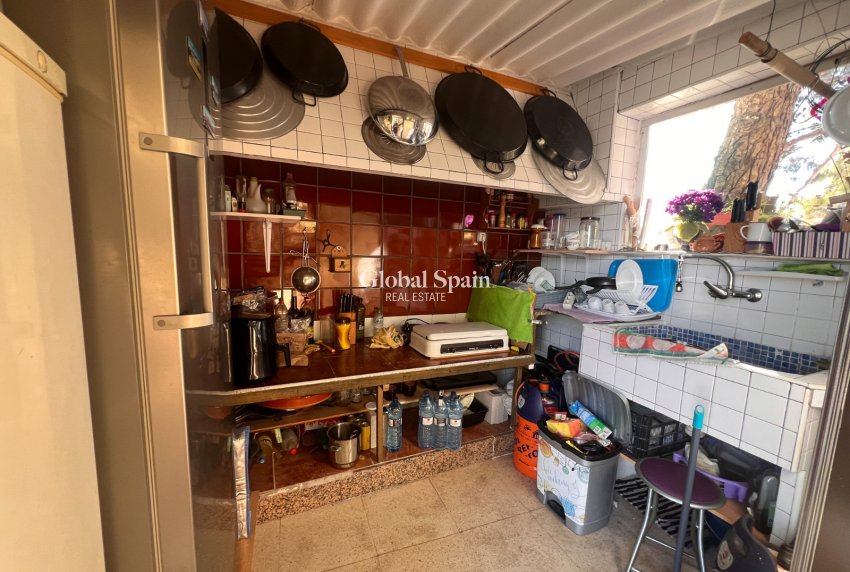 Resale - HOUSE -
ALICANTE - Moralet - Cañada del Fenollar