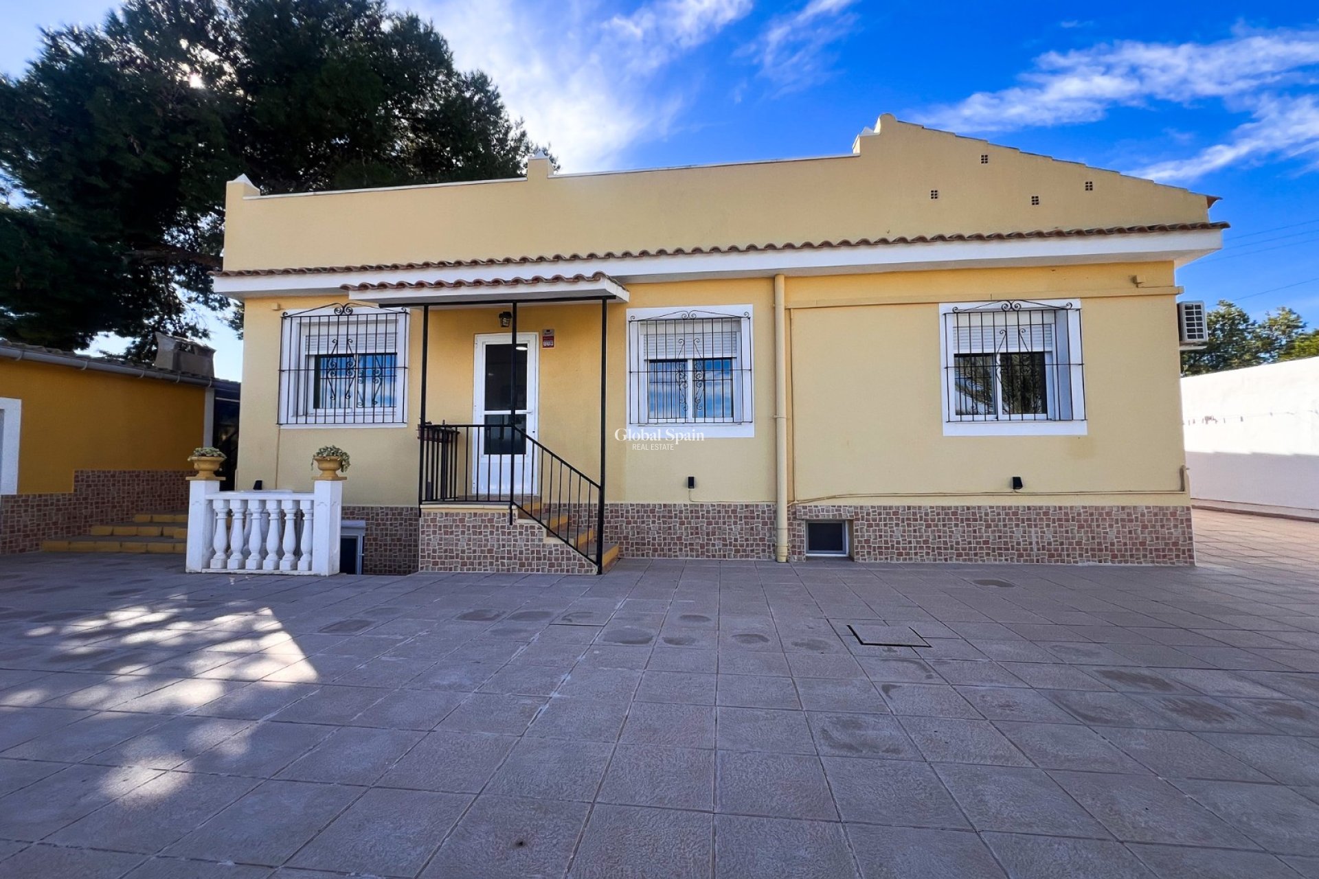 Resale - HOUSE -
ALICANTE - Moralet - Cañada del Fenollar