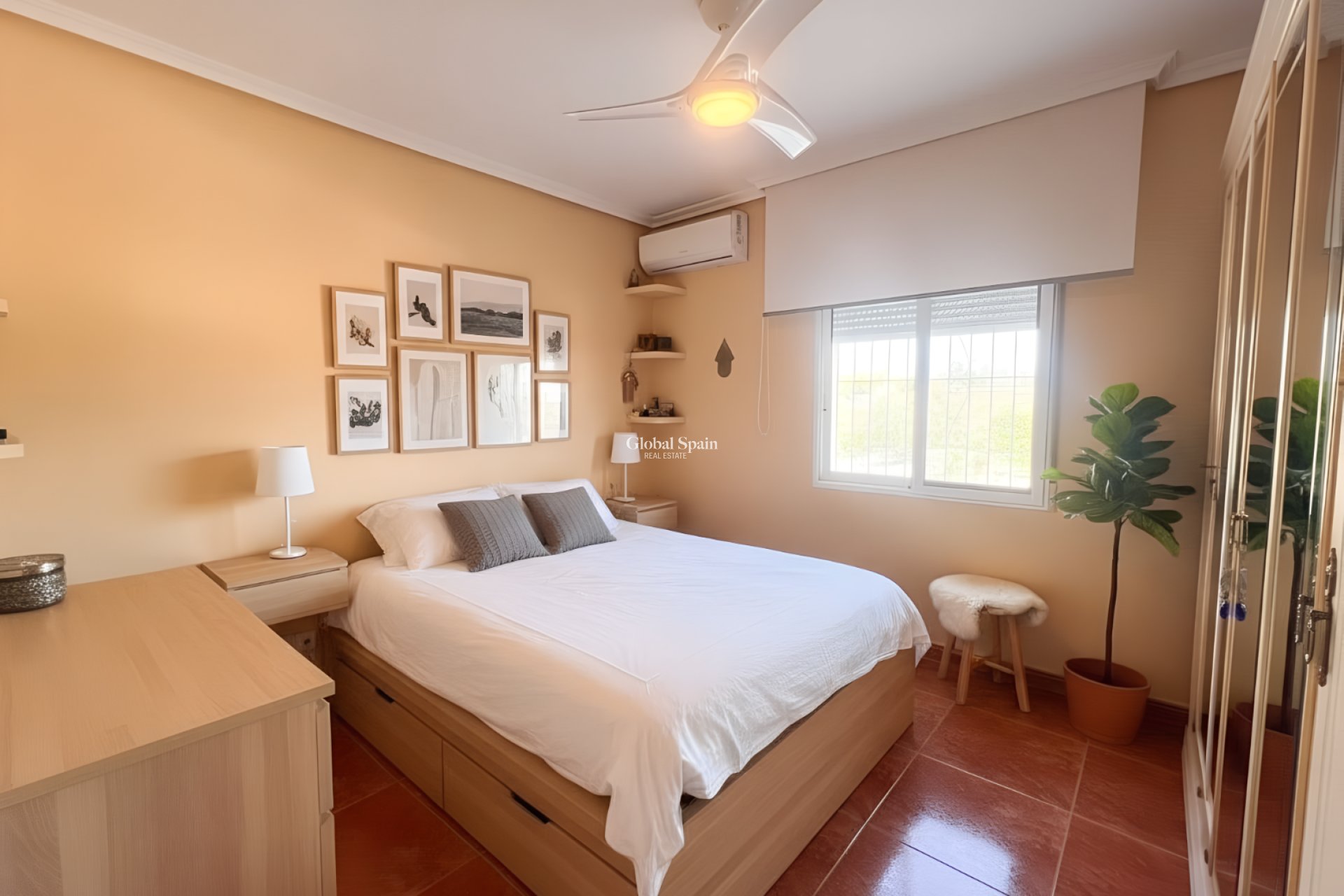 Resale - HOUSE -
ALICANTE - Moralet - Cañada del Fenollar