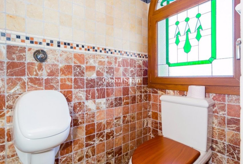 Resale - HOUSE -
ALMORADÍ - Camino De Catral