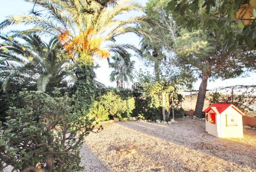 Resale - HOUSE -
ALMORADÍ - Comunidad Valenciana