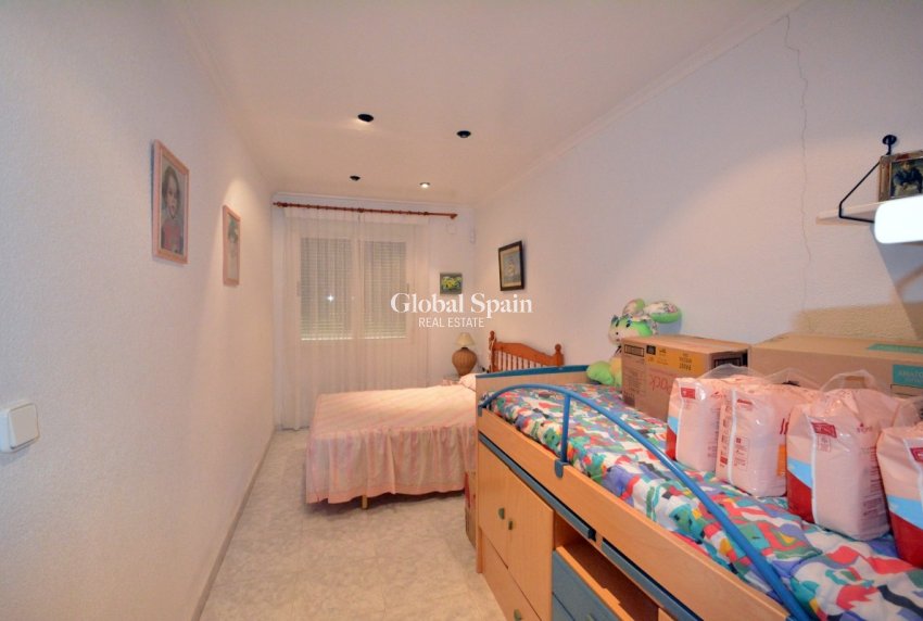 Resale - HOUSE -
ALMORADÍ - Inland