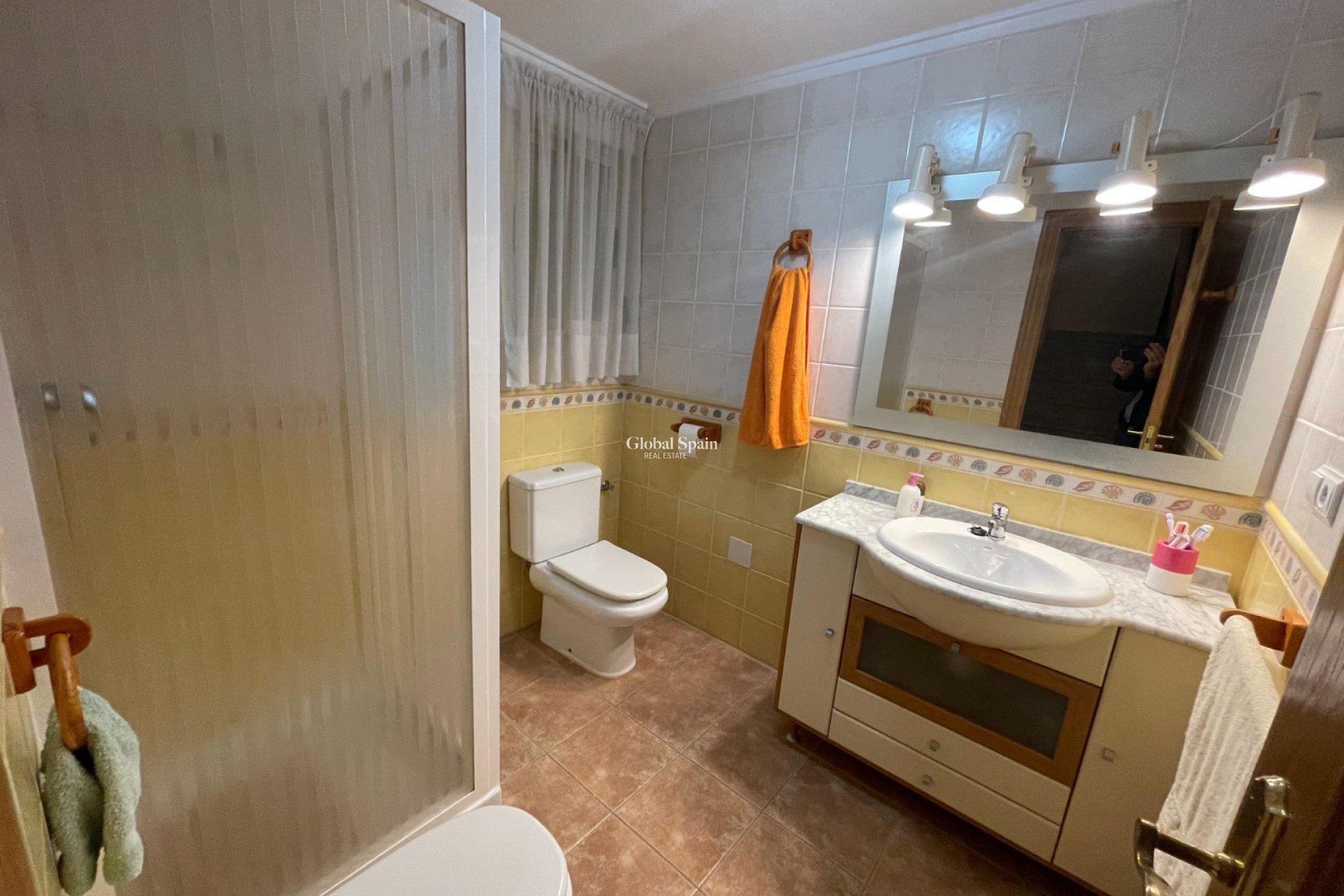 Resale - HOUSE -
ALMORADÍ - Inland