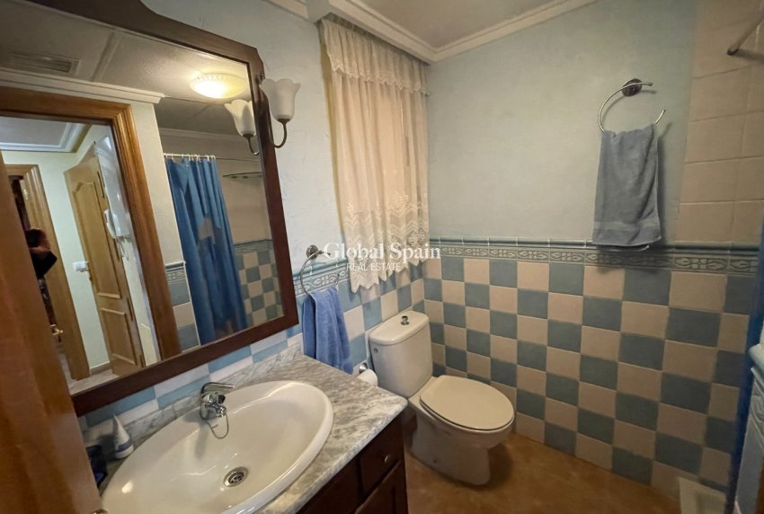 Resale - HOUSE -
ALMORADÍ - Inland