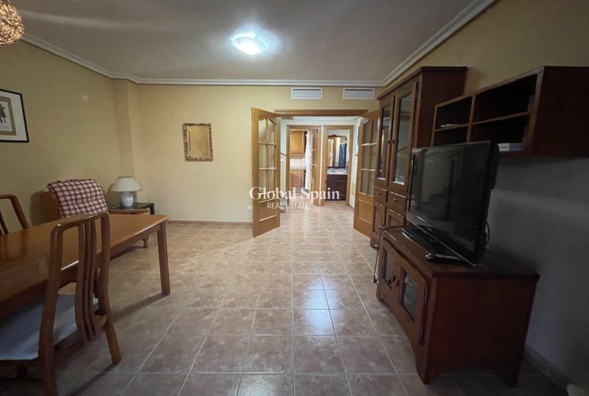 Resale - HOUSE -
ALMORADÍ - Inland
