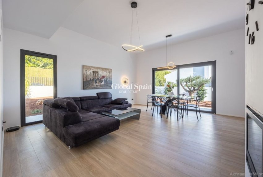 Resale - HOUSE -
ALTEA - Costa Blanca