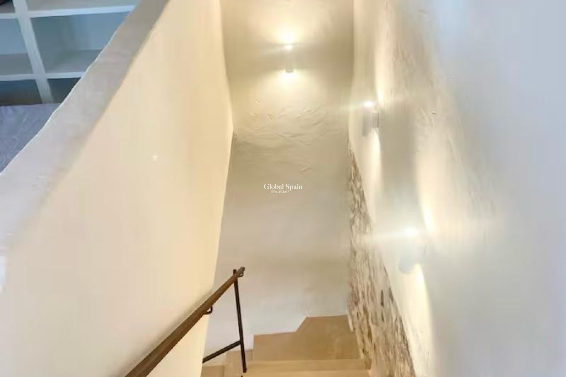 Resale - HOUSE -
ALTEA