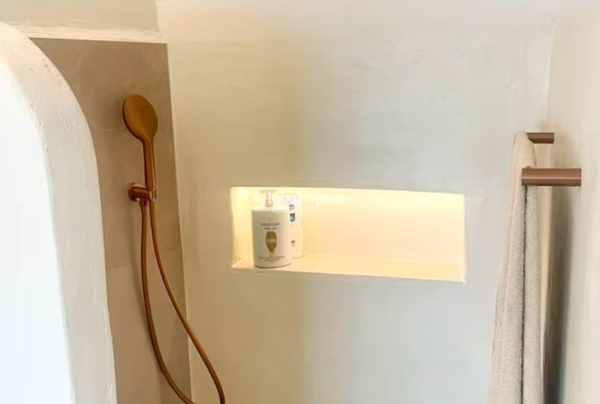 Resale - HOUSE -
ALTEA