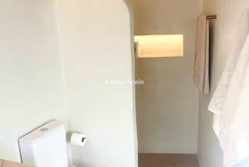 Resale - HOUSE -
ALTEA