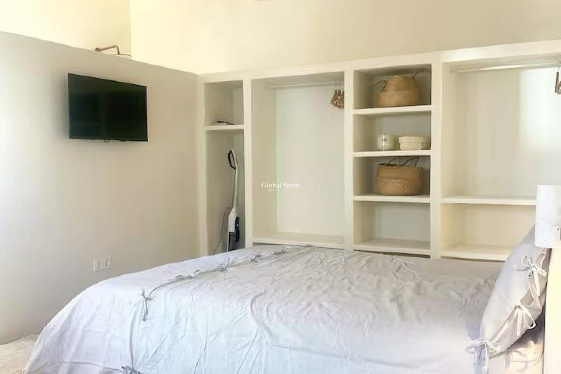 Resale - HOUSE -
ALTEA