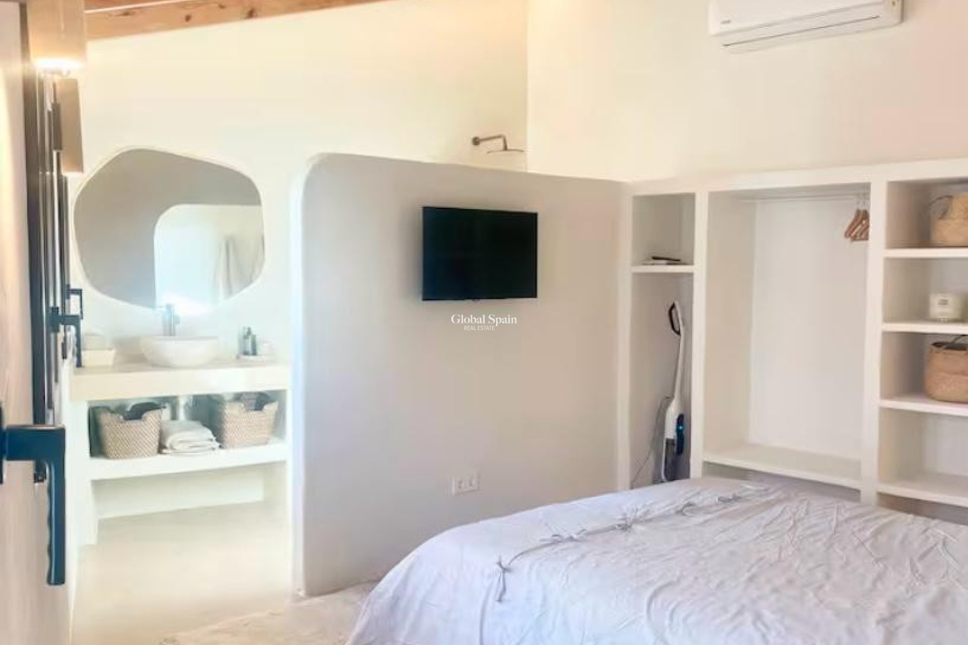Resale - HOUSE -
ALTEA