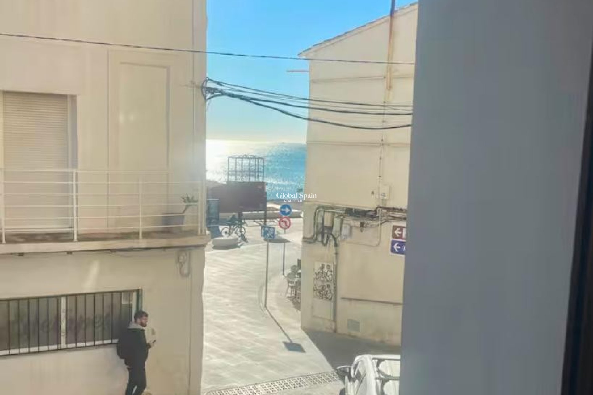 Resale - HOUSE -
ALTEA