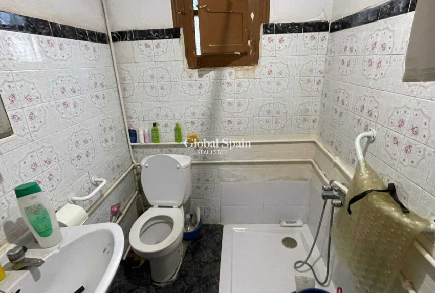 Resale - HOUSE -
ARNEVA - LOS DESAMPARADOS