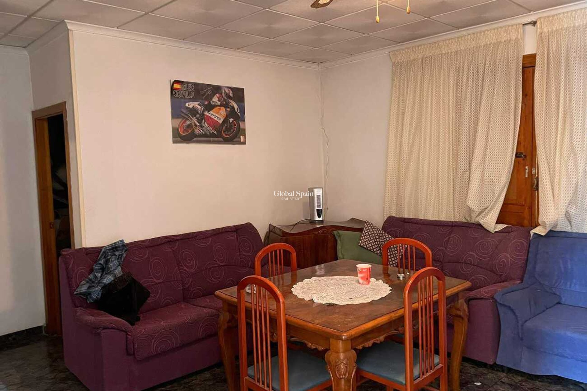 Resale - HOUSE -
ARNEVA - LOS DESAMPARADOS