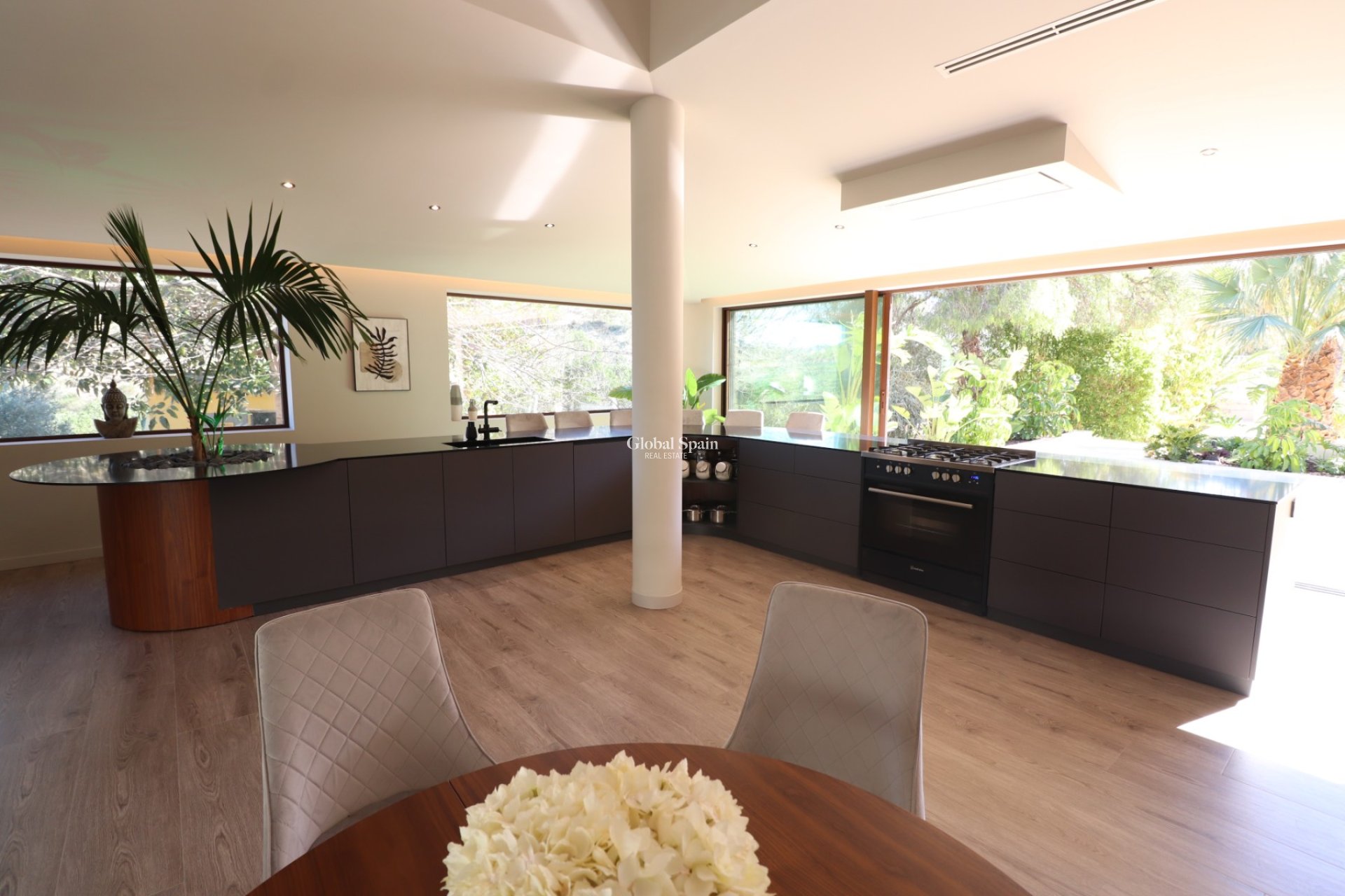 Resale - HOUSE -
Aspe - Aspe - Country