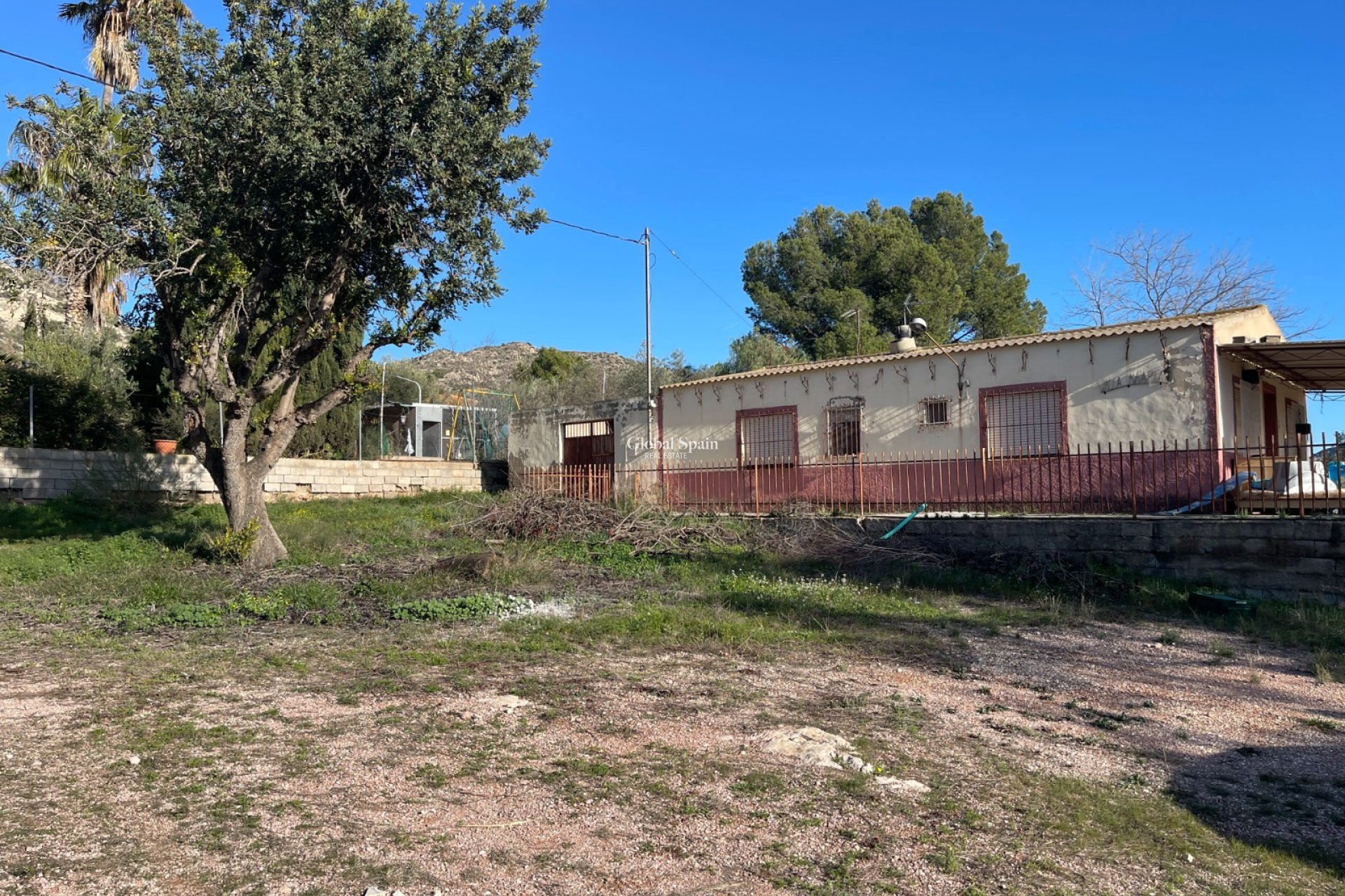 Resale - HOUSE -
ASPE - Inland