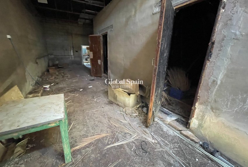 Resale - HOUSE -
ASPE - Inland