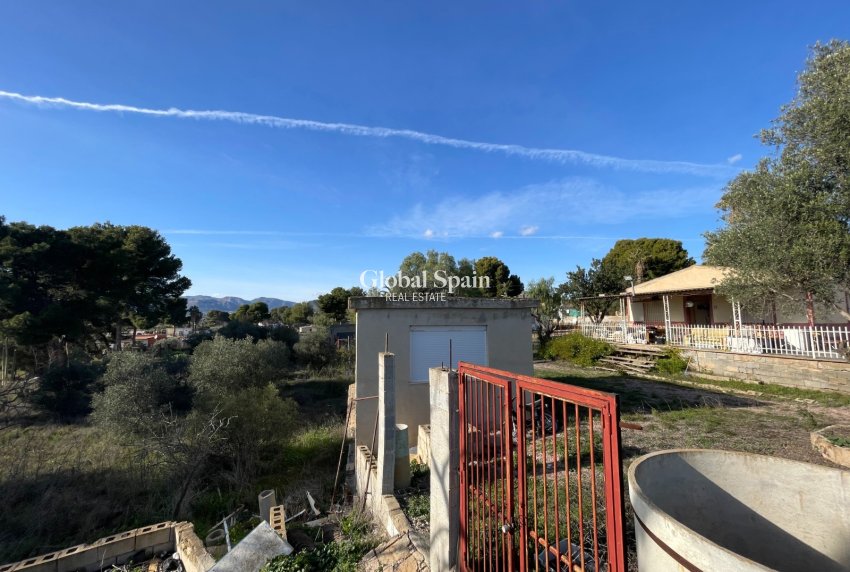 Resale - HOUSE -
ASPE - Inland