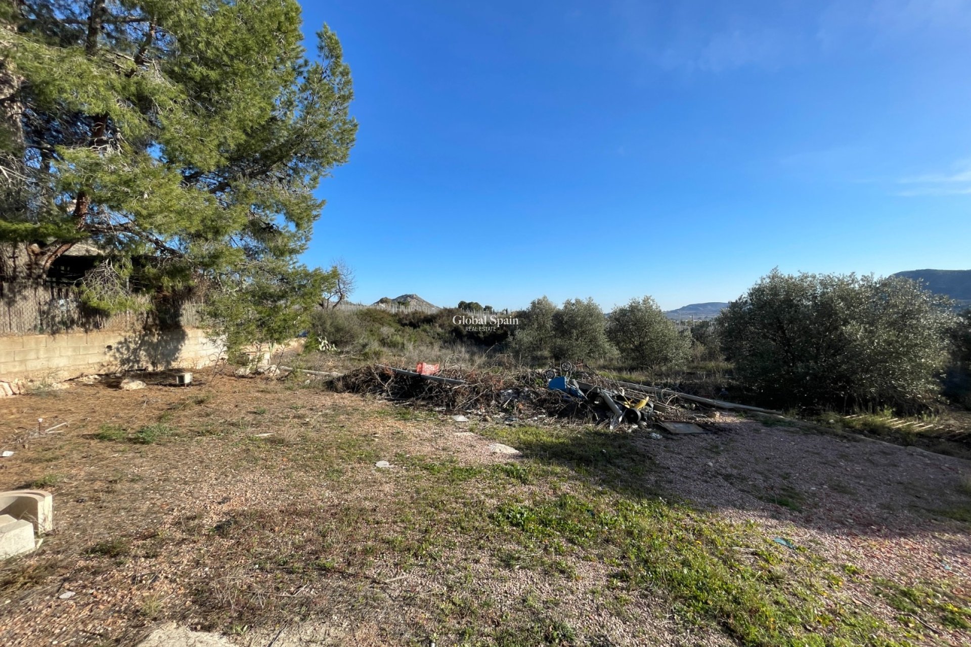 Resale - HOUSE -
ASPE - Inland